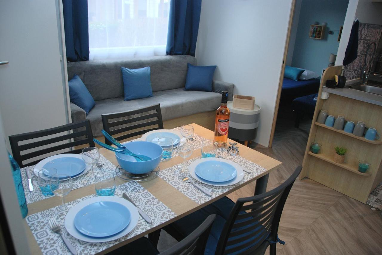 Mobilhome 2Ch Climatise-Terrasse Fermee-4 Velos-Camping 4 Etoiles Les Charmettes Les Mathes Exterior foto